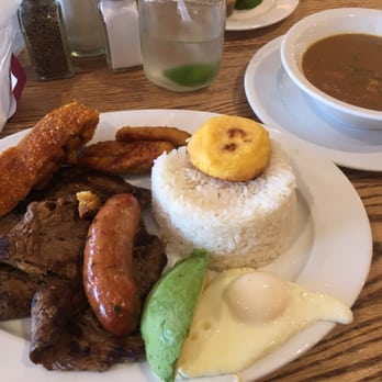 Noches De Colombia Restaurant & Bar - Paisita - just right for a lunch portion - Colombian Near Me - Hackensack, New Jersey