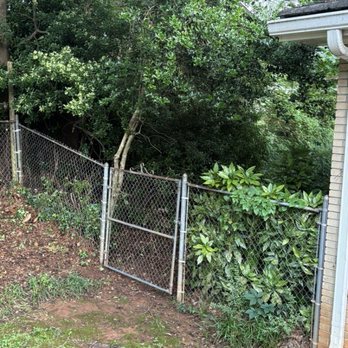 J & J Brothers Fence - Single fence hanging at a angle - Fences & Gates Near Me J & J Brothers Fence - Single fence hanging at a angle - Fences & Gates Near Me