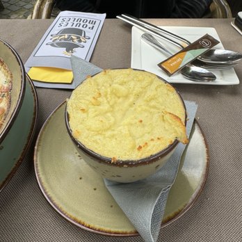 Poules Moules - Mash Potato - Belgian Near Me - Bruges, VWV Poules Moules - Mash Potato - Belgian Near Me - Bruges, VWV