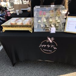 The Shops of Grand River - Bought cake here