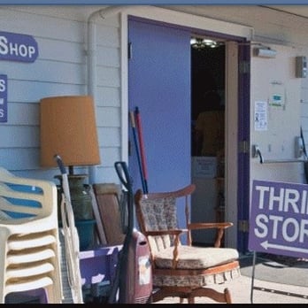 Elk's Share Shop - In front of store - Thrift Stores Near Me - Florence, Oregon