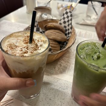 Almuerzo Café - Breakfast & Brunch Near Me - Tustin, California