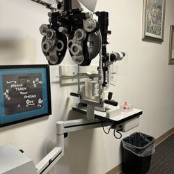 Downey Eyecare Center - Patient exam room