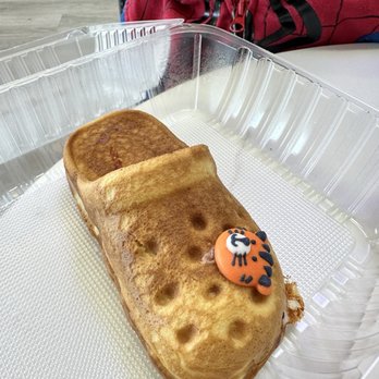 Cafes Quan - Cheesy Croc Waffle - Coffee & Tea Near Me - San Jose, California