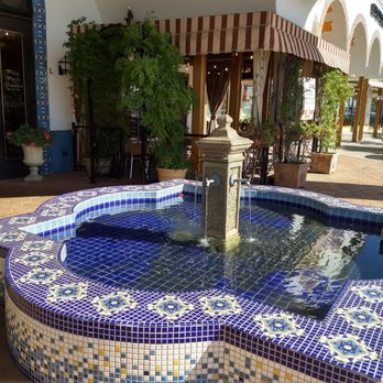 Frugatti's - Fountain - Italian Near Me - Bakersfield, California