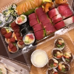 Sushi Sama - So much sushi!!
