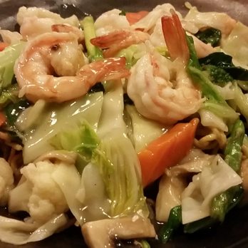 Daikoku - Yakisoba with shrimp and veggies - Japanese Near Me - Cabo San Lucas, BCS Daikoku - Yakisoba with shrimp and veggies - Japanese Near Me - Cabo San Lucas, BCS