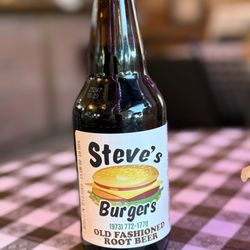 Steve's Burgers - Love some good root beer!