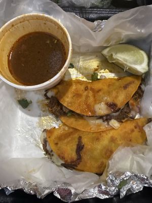 Birria House - Tacos y Mas by null