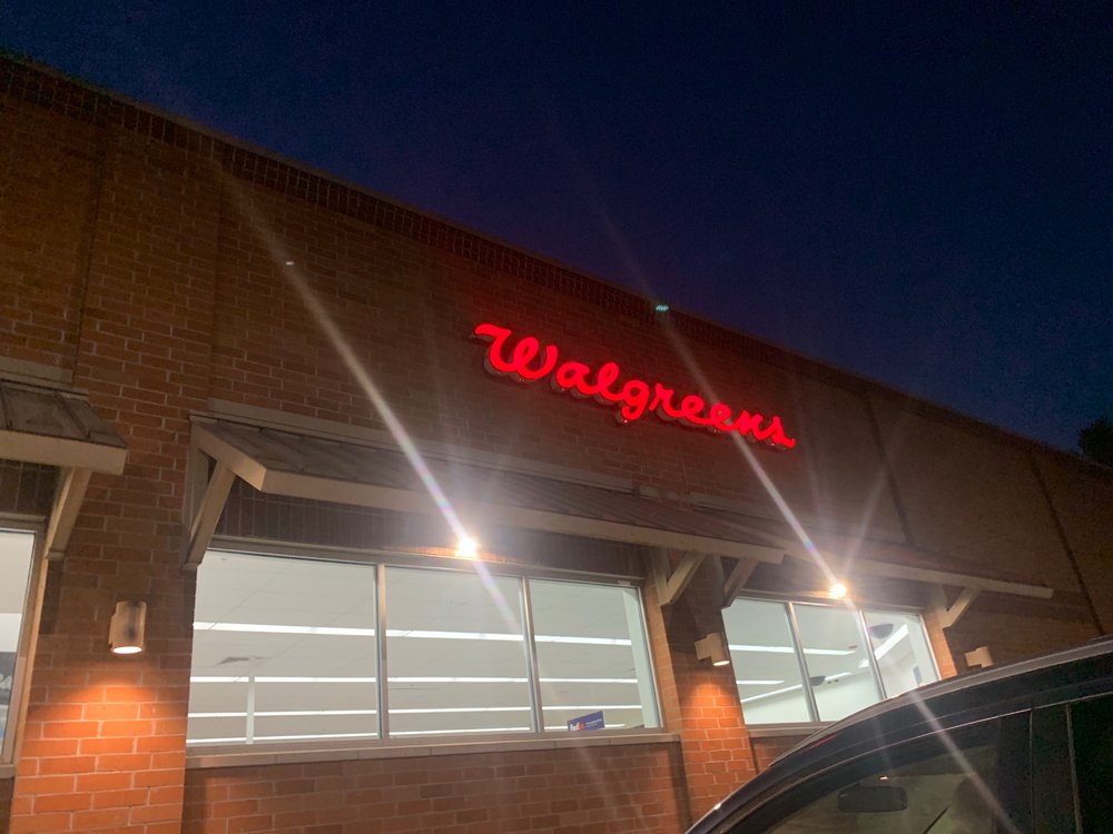 WALGREENS Updated August 2024 25 Photos & 26 Reviews 824 W Poplar Ave, Collierville