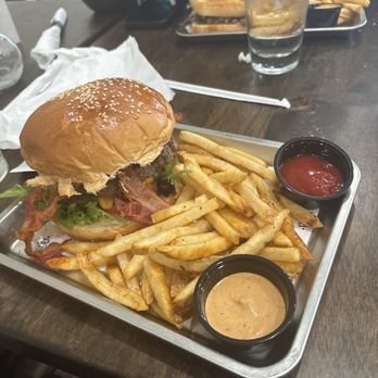 Batters And Brunch - Bacon jam burger - Breakfast & Brunch Near Me - Humble, Texas Batters And Brunch - Bacon jam burger - Breakfast & Brunch Near Me - Humble, Texas