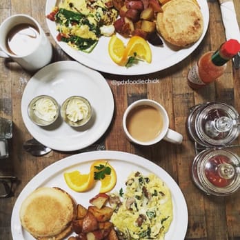 Napa General Store - Omelettes, coffee, English muffins, potatoes - Home Decor Near Me - Napa, California Napa General Store - Omelettes, coffee, English muffins, potatoes - Home Decor Near Me - Napa, California