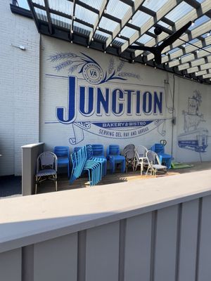 Junction Bakery & Bistro by null