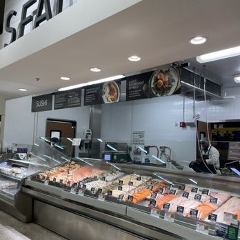 Publix - Pompano Beach - Seafood counter - Grocery Near Me - Pompano Beach, Florida