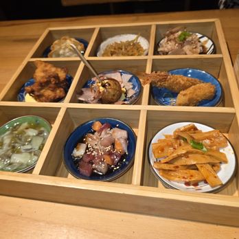 Izakaya Nana - Sampler a little bit of everything - Izakaya Near Me - Flushing, New York