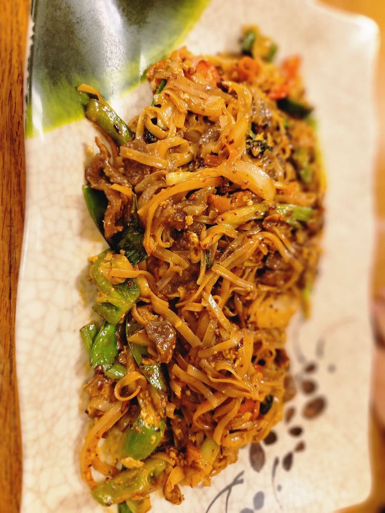 NOODLES PHO U Updated August 2024 370 Photos & 462 Reviews 1239 S