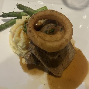 Elizabeth's Chop House - Meatloaf and Yucon Gold Potatoes - Steakhouses Near Me - Marquette, Michigan