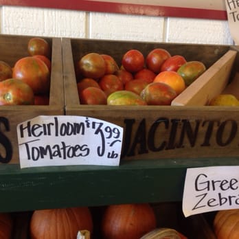 Jacinto Farms - Farmers Market Near Me - Mentone, California