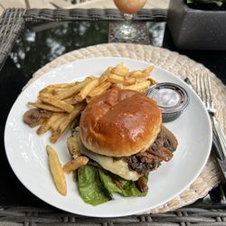 Geneva Ale House