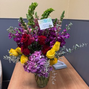Lisa's Flower Shop  - I got the premium with extra flowers. - Florists Near Me - San Jose, California