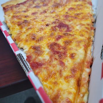 EVELYN’S BIG ITALIAN PIZZERIA & RISTORANTE - Updated August 2024 - 477 ...