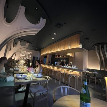 Nerea - Inside - Italian Near Me - New York, New York