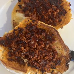Rochelle's Restaurant - Grilled Lingucia cheese roll
