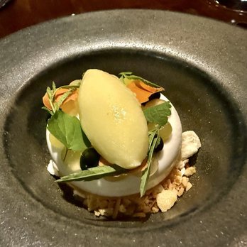 Cariño - Pineapple - Latin American Near Me - Chicago, Illinois