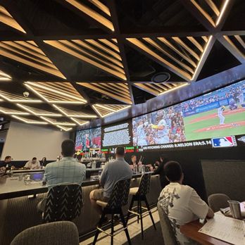 Flanker Kitchen + Sports Bar - Bar & TVs - Sports Bars Near Me - Glendale, Arizona