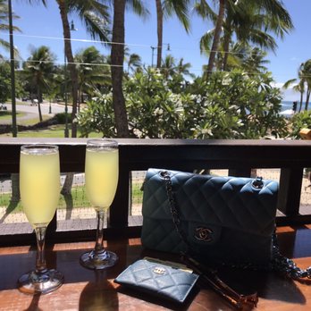 Lulu's Waikiki - Burgers Near Me - Honolulu, Hawaii