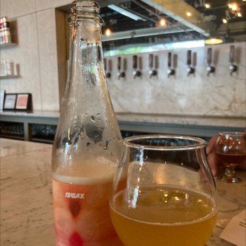 Finback Brewery - Reaching skyward. My fav. Mixed culture golden ale with peaches. - Breweries Near Me - Ridgewood, New York