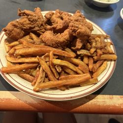 8 piece chicken with a side of fries