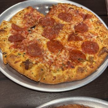 Crust Pizza - Pepperoni pizza - Pizza Near Me - Cibolo, Texas Crust Pizza - Pepperoni pizza - Pizza Near Me - Cibolo, Texas