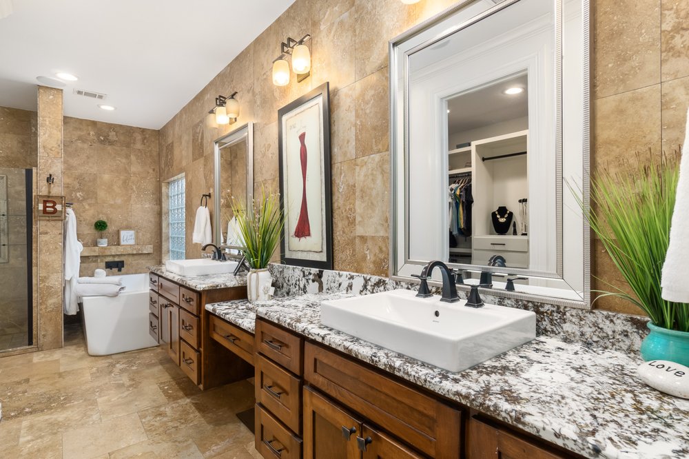 AMY KERSHNER RE/MAX SPACE CENTER III Contact Agent Real Estate Agents 2220 E League City