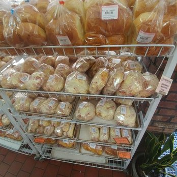 Philippine Bread House - Pan de limon...does it taste like lemons or is it stuffed with lemon fillings? - Bakeries Near Me - Jersey City, New Jersey