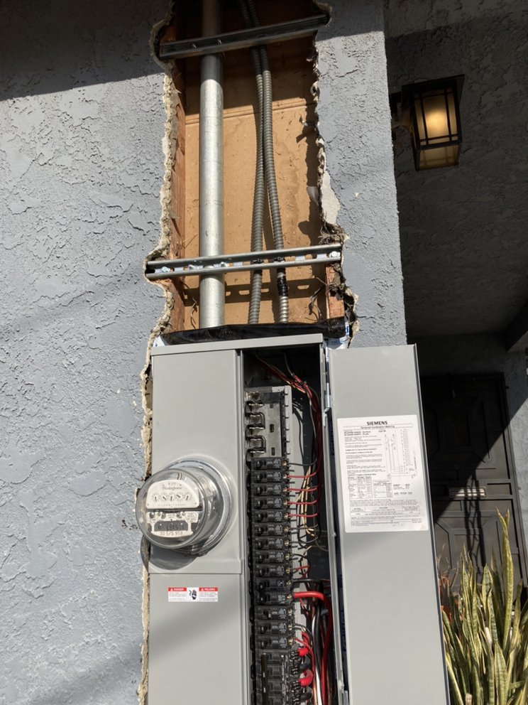 Slide of Kings Electric