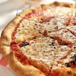 Grappa Ristorante - Margherita pizza
