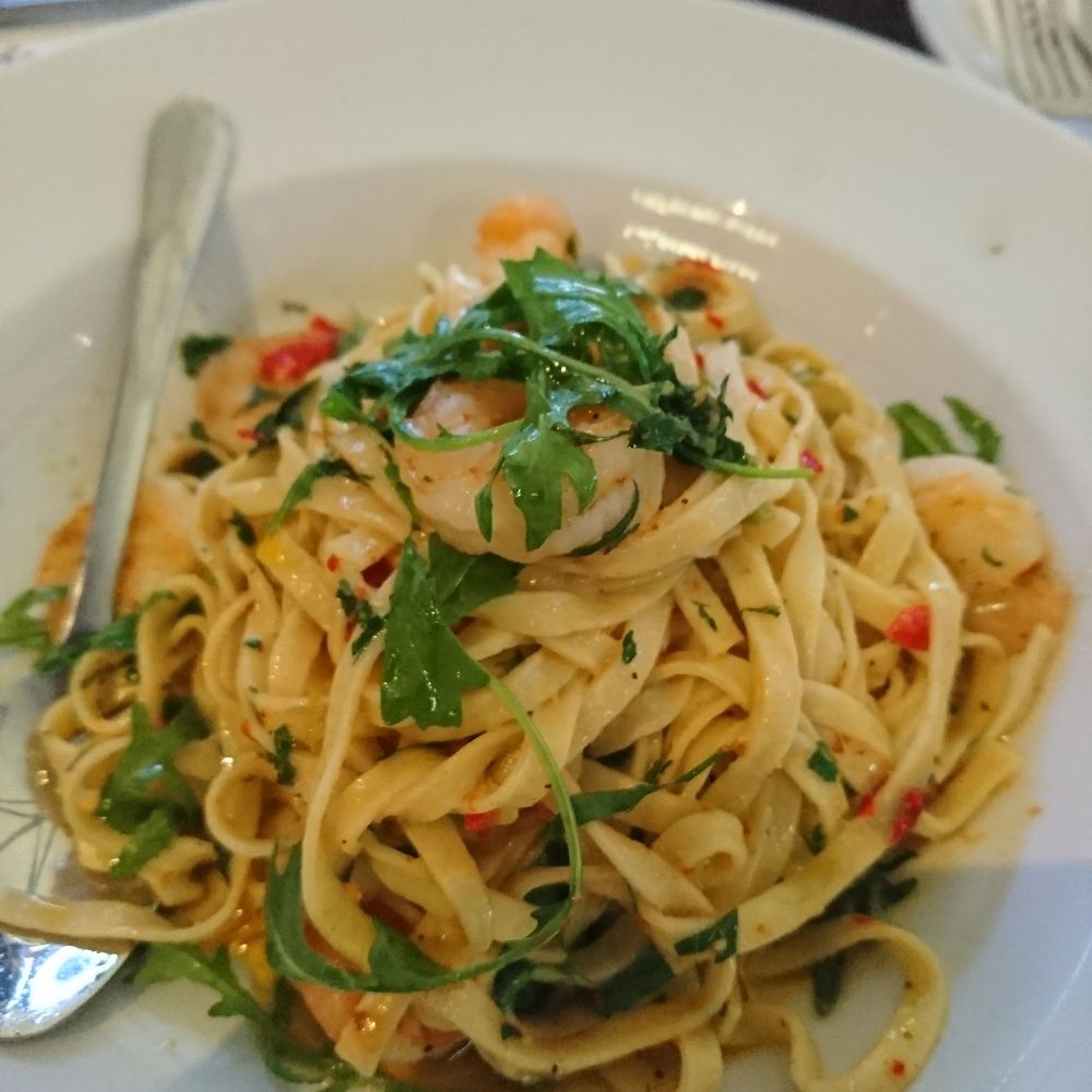 Garlic prawn and rocket pasta Garlic prawn and rocket pasta