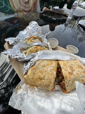 Taqueria Los Mexicanos (Food Truck) by null