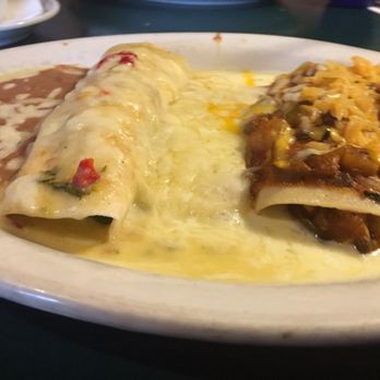 Chimi's Mexican Food - Vegetarian Platter with Mexican rice and refried beans - Mexican Near Me - Tulsa, Oklahoma