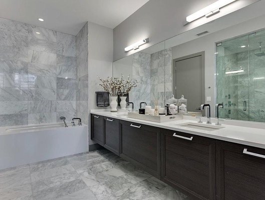 R Carrozza Plumbing Logo