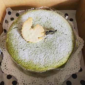 Luca - Matcha soufflé cheesecake - Bakeries Near Me - Wailuku, Hawaii Luca - Matcha soufflé cheesecake - Bakeries Near Me - Wailuku, Hawaii