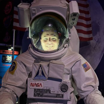WonderWorks - I'm an astronaut! - Amusement Parks Near Me - Pigeon Forge, Tennessee WonderWorks - I'm an astronaut! - Amusement Parks Near Me - Pigeon Forge, Tennessee