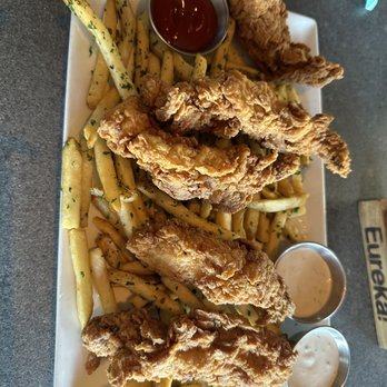 Eureka - Hand-Breaded Fried Chicken Tenders - American Near Me - Santa Clara, California
