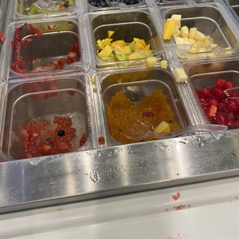 Yogurtland - Ice Cream & Frozen Yogurt Near Me - Rialto, California