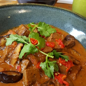 Wagamama - Beef Massaman curry - Asian Fusion Near Me - Belfast, BFS