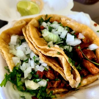 La Tapatia Meat Market - Al Pastor Tacos! - Mexican Near Me - Dacula, Georgia