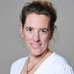 Anand Zentrum Für Yoga Und Natürlich Leben - Atma Kaur