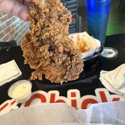 Harold’s Chicken Sports Bar - Chicken Tender