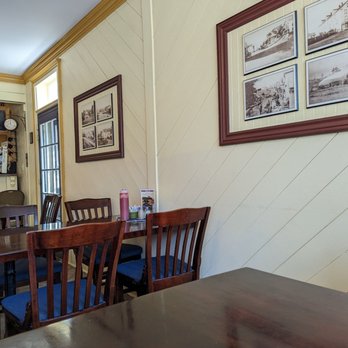 Chowder House - Interior - Seafood Near Me - Tatamagouche, Nova Scotia Chowder House - Interior - Seafood Near Me - Tatamagouche, Nova Scotia
